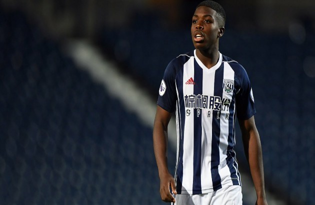 Arsenal and Tottenham chasing Nathan Ferguson  - Bóng Đá