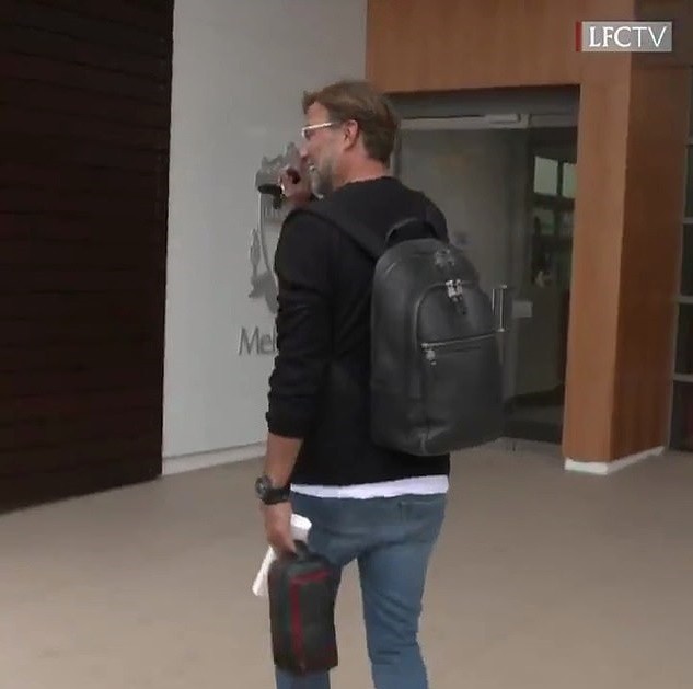 Klopp gặp Sepp van den Berg tại Melwood (The Sun) - Bóng Đá