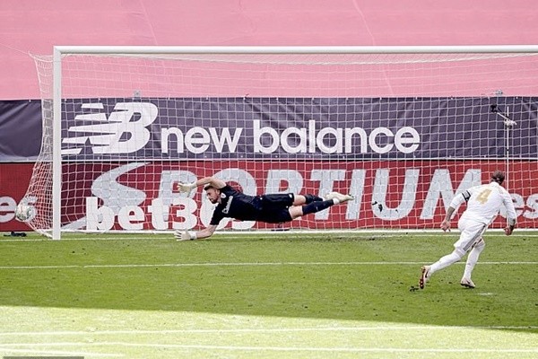 Maurizio Sarri và 6 HLV đã bị 