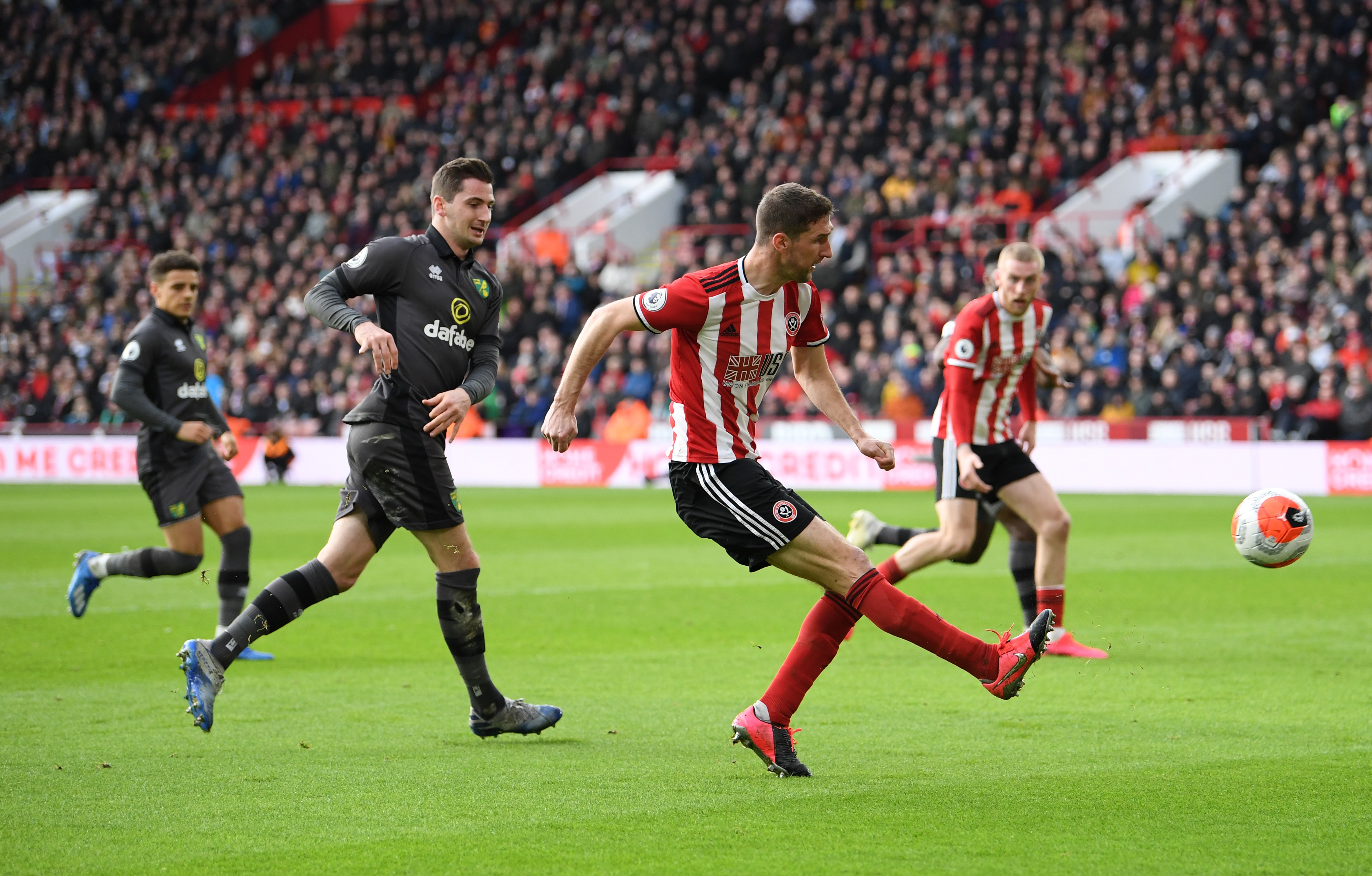 Photo: Wan-Bissaka the only Man United player to feature in WhoScored team of the week - Bóng Đá