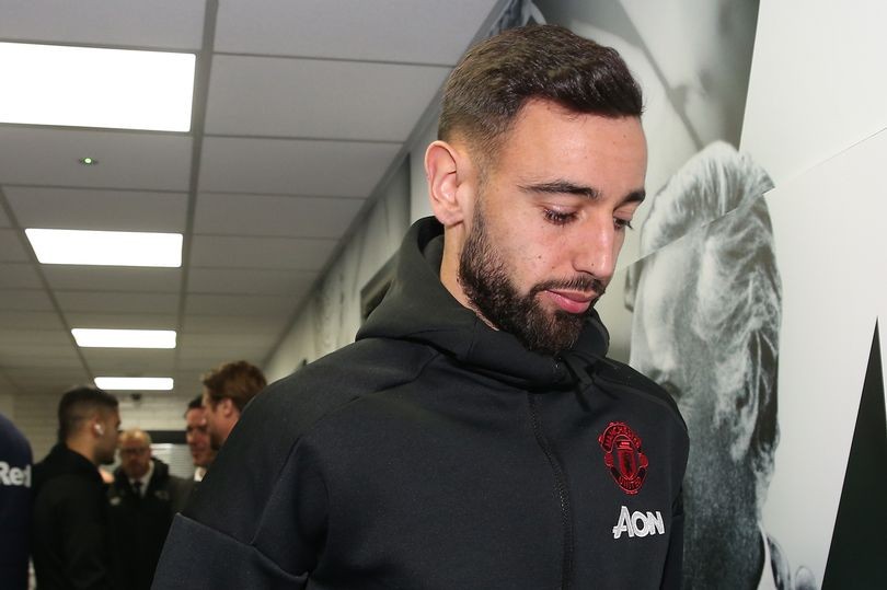 Manchester United fans have Bruno Fernandes concern ahead of Manchester derby - Bóng Đá