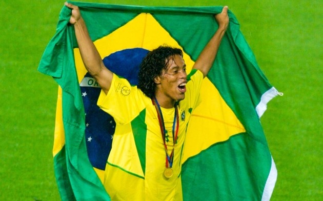 10 cầu thủ có số lần khoác áo ĐT Brazil nhiều nhất - Bóng Đá