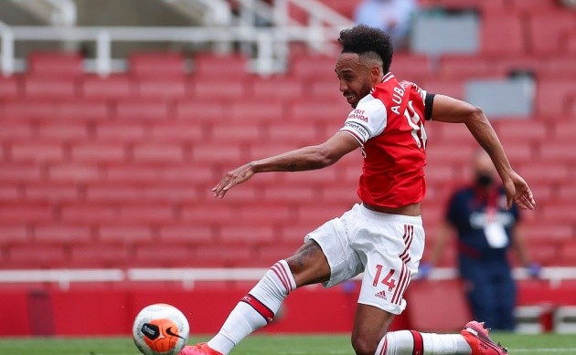 Aubameyang lập cú đúp, Arsenal hủy diệt 
