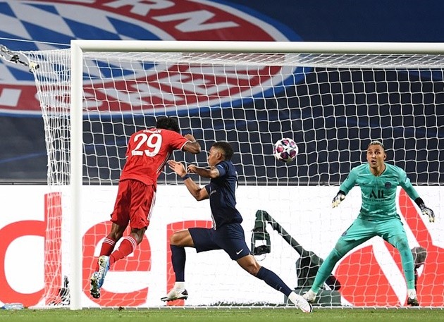 Coman admits Bayern Munich team-mates tease him because he's scared of heading the ball - Bóng Đá