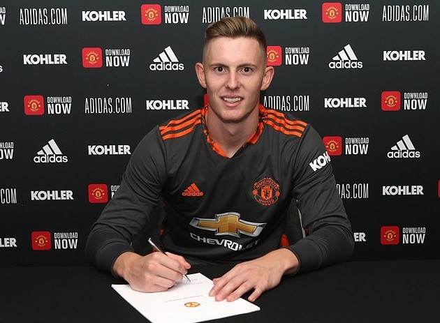 Man United tie Henderson to five-year contract extension - Bóng Đá