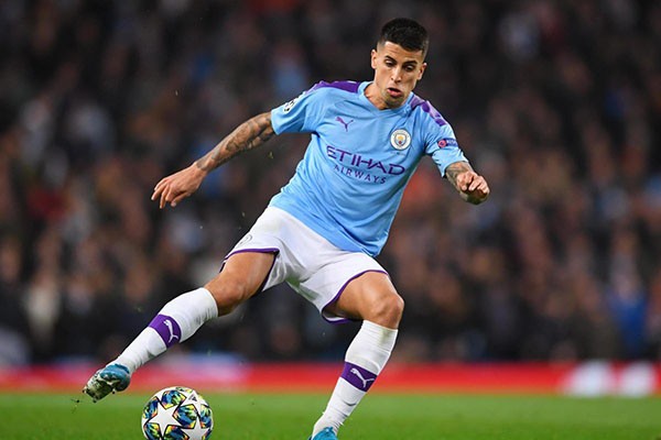 Đội hình Man City đấu Monchengladbach: Đôi cánh người Anh vẫy vùng - Bóng Đá