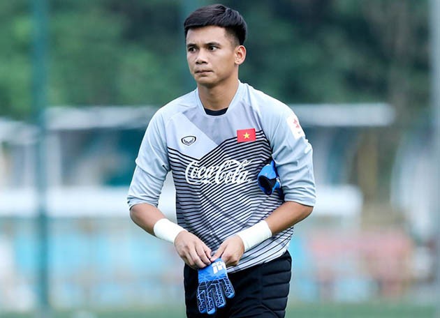 Văn Lâm khó dự AFF Cup, thầy Park sẽ chọn ai trấn giữ khung gỗ ĐT Việt Nam? - Bóng Đá