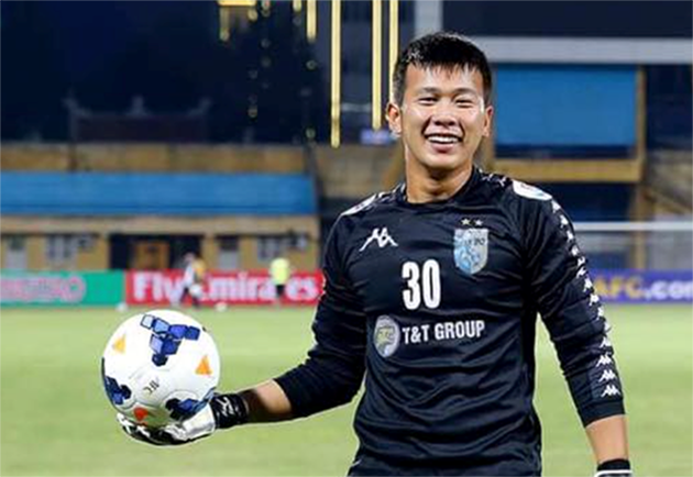 Văn Lâm khó dự AFF Cup, thầy Park sẽ chọn ai trấn giữ khung gỗ ĐT Việt Nam? - Bóng Đá