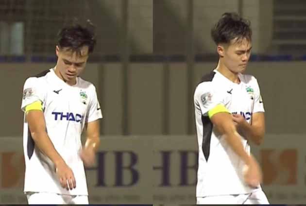 Văn Toàn phá vỡ sự im lặng sau hành động ném băng đội trưởng HAGL - Bóng Đá
