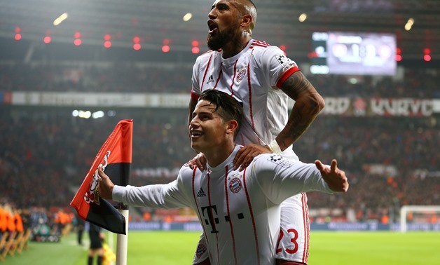 Vidal: It's annoying that James has problems with Zidane - Bóng Đá