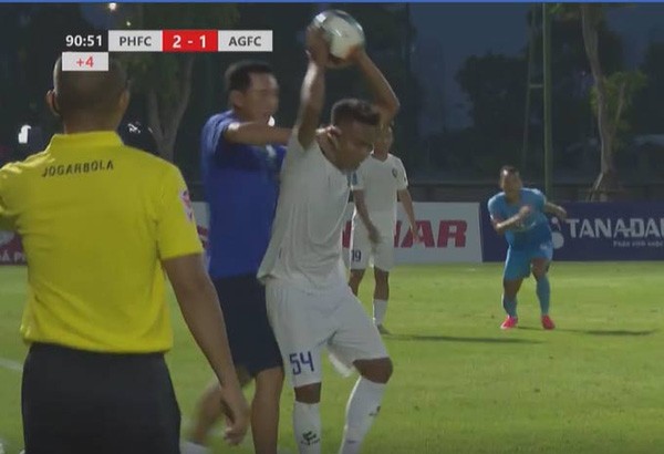 NHM lên án hành động bạo lực của HLV Phố Hiến với cầu thủ An Giang - Bóng Đá