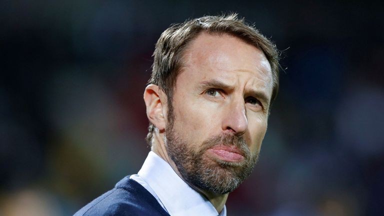Gareth Southgate has agreed to a 30 per cent pay cut. - Bóng Đá