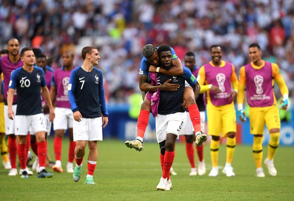 Từ bỏ Maguire, Man Utd sang Pháp tìm 