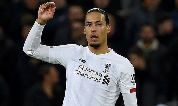 Van Dijk rồi lại Messi, Juventus chơi lớn thế sao? - Bóng Đá