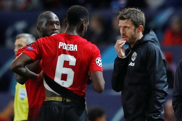 Pogba đã trở lại, đang được 1 người giám sát - Bóng Đá