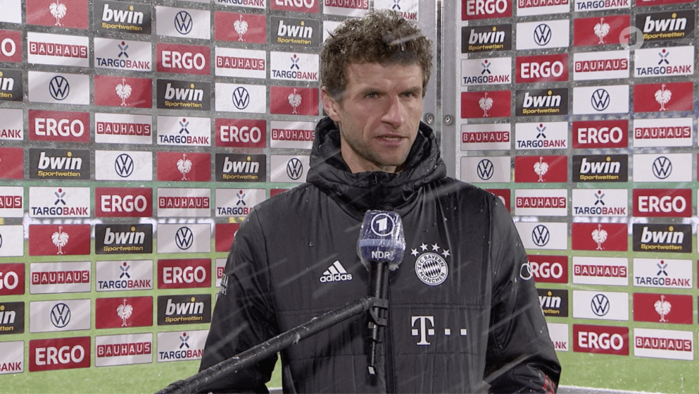 Müller motzt ARD-Reporterin an - Bóng Đá