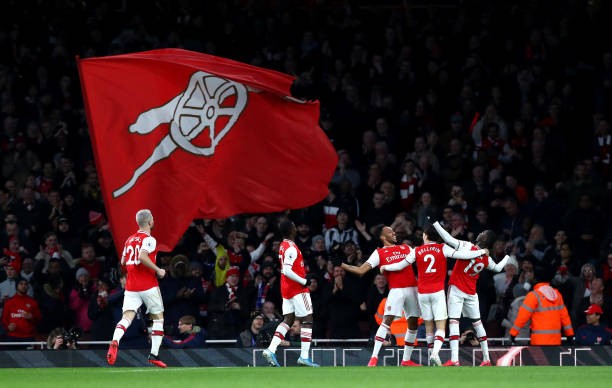 Aubameyang làm sống dậy hình ảnh ngày nào của 'King Henry' tại Emirates - Bóng Đá