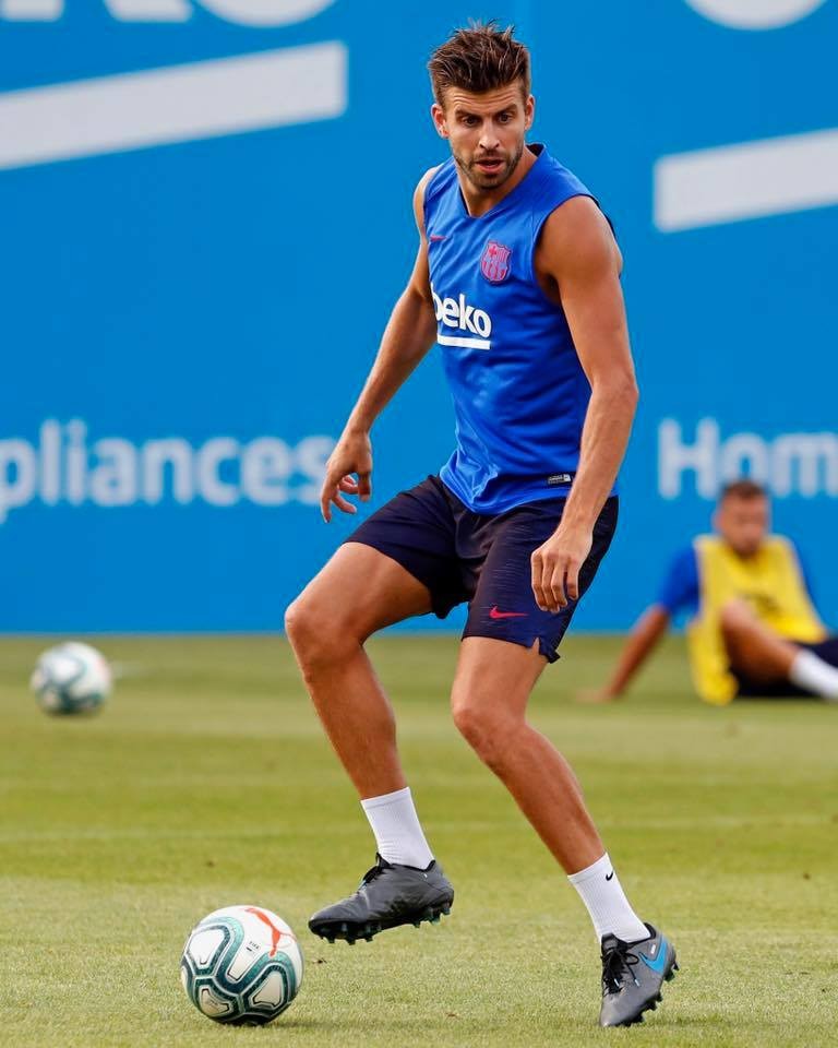 Barcelona tập luyện - Bóng Đá