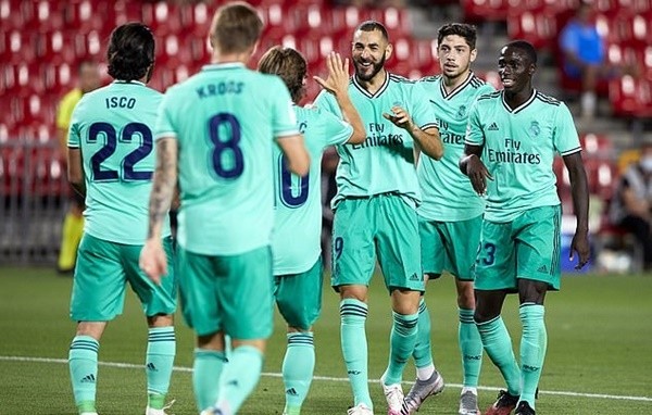 Man Utd fans slam Andreas Pereira after disappointing West Ham display - Bóng Đá