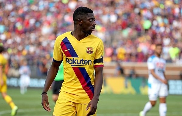 HLV Kiatisak nhận tin vui 