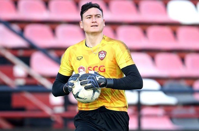 Chuẩn bị sang Nhật, Văn Lâm nhận tối từ Muangthong United - Bóng Đá