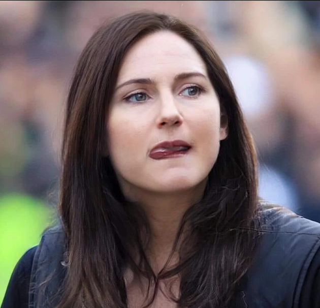 Premier League managers as women thanks to the gender swap FaceApp including Guardiola, Klopp and Mourinho - Bóng Đá