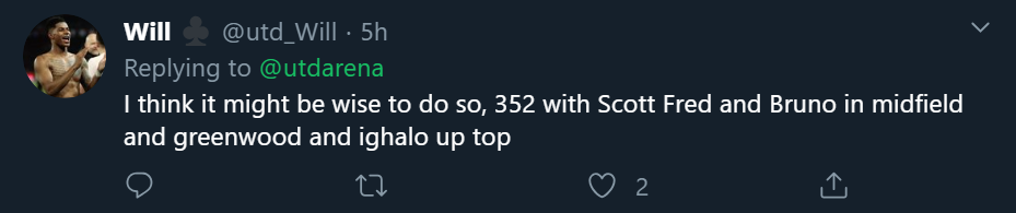 Chelsea boss Frank Lampard covers face with scarf and wears gloves to walk dog Minnie amid coronavirus fears - Bóng Đá