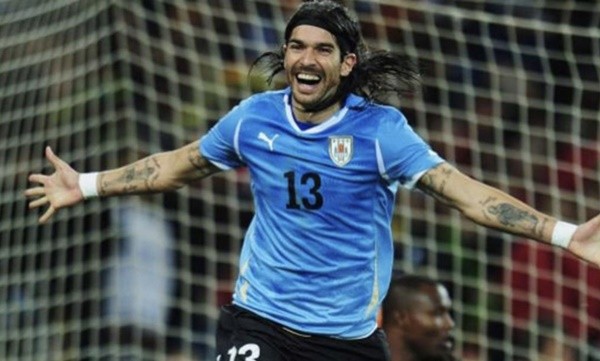 Lacazette bị Bellerin cướp cơ hội mở tỷ số - Bóng Đá