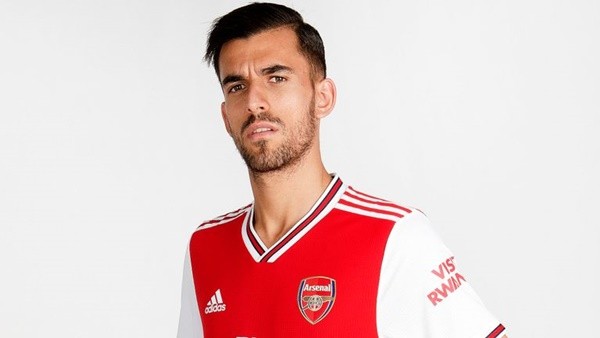 Giám đốc Arsenal tiết lộ về ngân sách của CLB - Bóng Đá