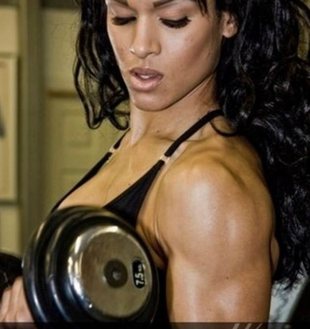 Footballers’ sexiest sisters - Bóng Đá