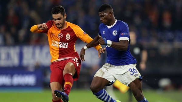 5 trung vệ mục tiêu của Liverpool - Bóng Đá