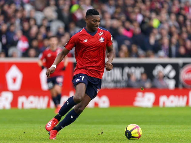 10 khoảnh khắc cực chất của Fred mùa này: Thánh 'nutmeg'! - Bóng Đá