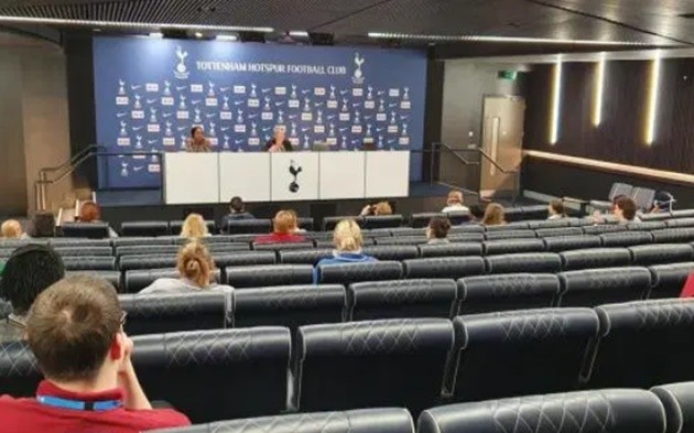 Inside Tottenham Hotspur Stadium’s makeshift coronavirus testing operation where brave nurses test 70 people per day - Bóng Đá