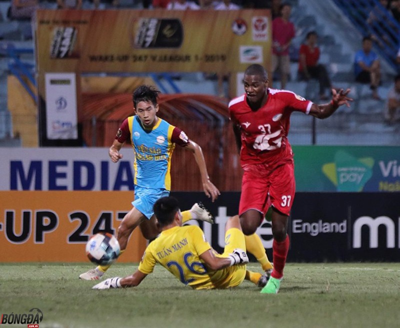 Quique Setien's future reportedly solely depends on Champions League success - Bóng Đá