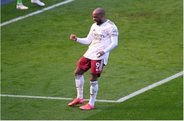 Arsenal fans react to Alexandre Lacazette’s display at Leicester - Bóng Đá