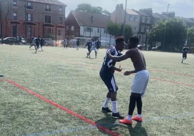 Chelsea’s Hudson-Odoi plays Sunday league game to raise awareness of knife-crime just 12 hours after Bayern match - Bóng Đá