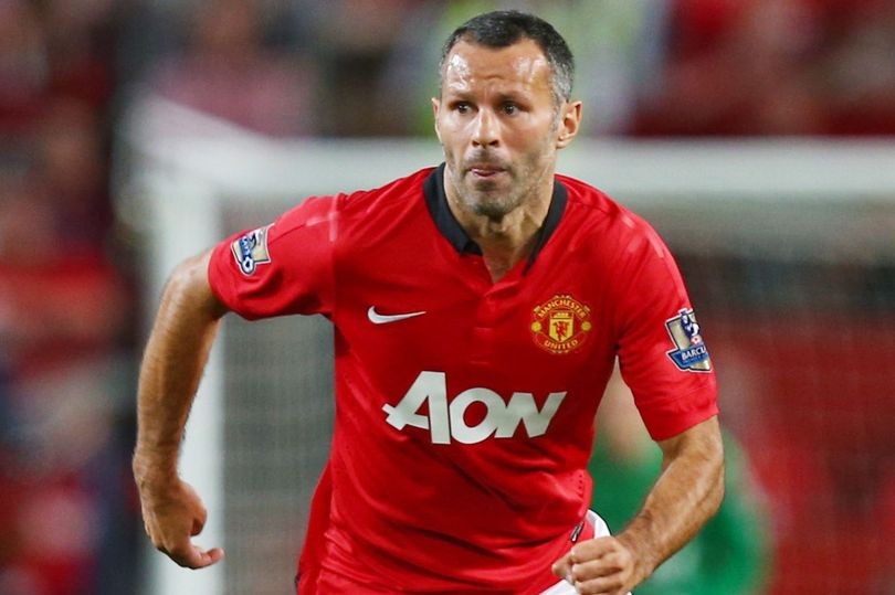 Đội hình gần nhất giúp Man Utd lên đỉnh EPL - Bóng Đá