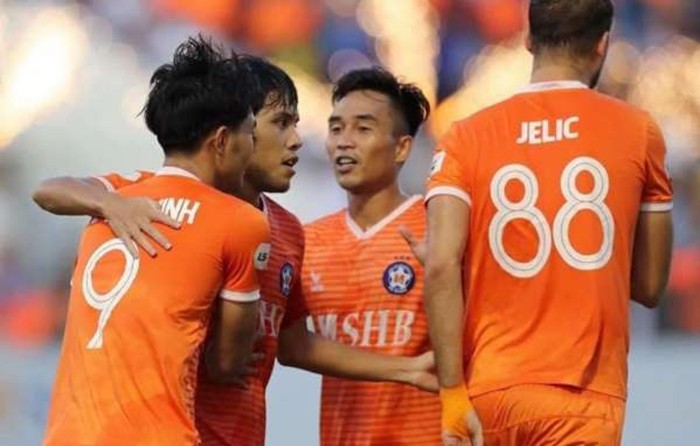 Các CLB nói gì về phương án cho V-League đá tập trung tại 1 địa điểm? - Bóng Đá