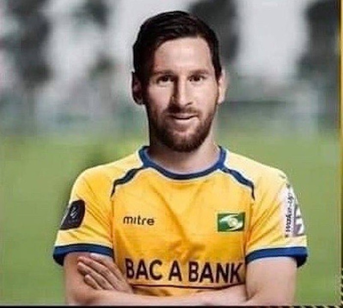 Bất ngờ với loạt ảnh chế Lionel Messi bỏ Barcelona về Việt Nam đá V-League - Bóng Đá