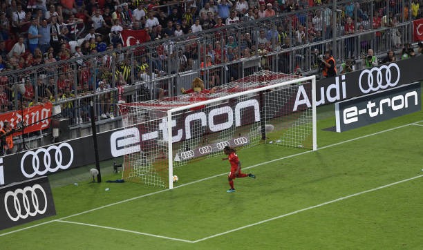 Mueller ghi bàn, HLV của 