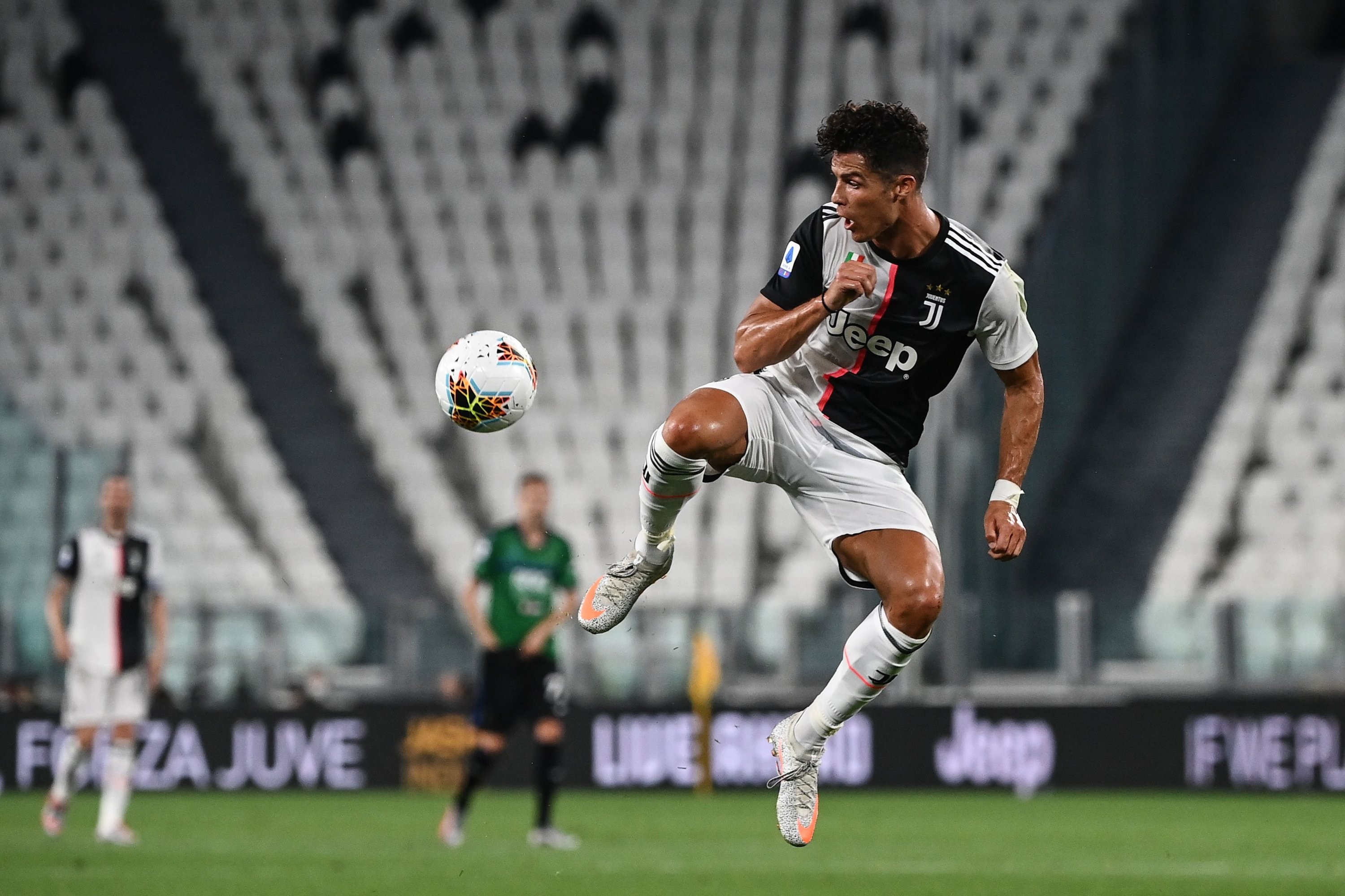 Khả năng sút phạt của Ronaldo ngày càng tệ hại - Bóng Đá