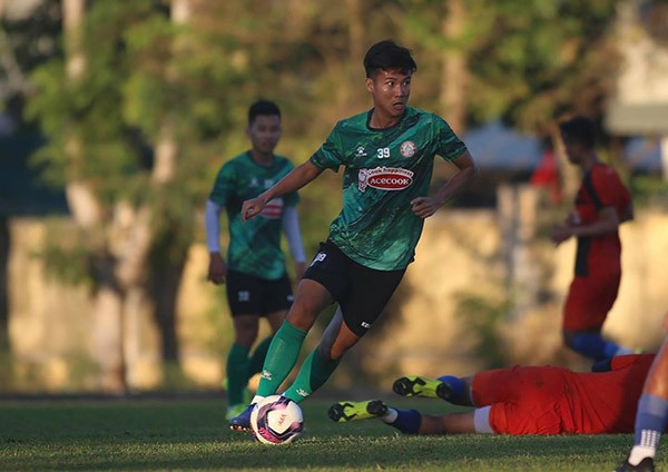 Huy Toàn nổ súng, CLB TP.HCM đánh bại Á quân Hạng Nhất - Bóng Đá