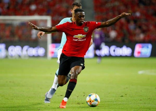 Ole Gunnar Solskjaer weighs up a new look attack with Anthony Martial as a central striker - Bóng Đá