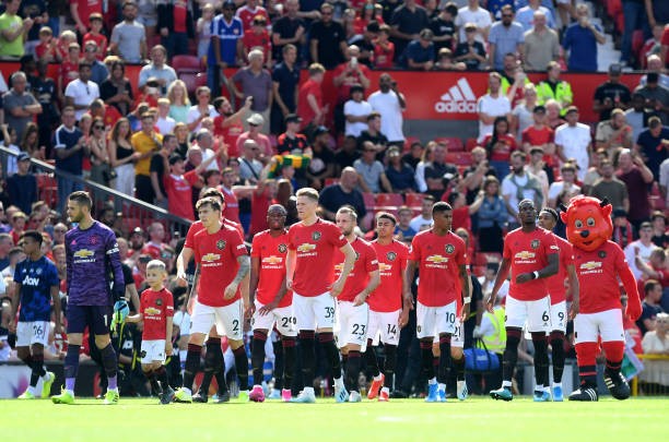 Chứng kiến đồng đội bị chơi xấu, đây là thái độ của Paul Pogba - Bóng Đá