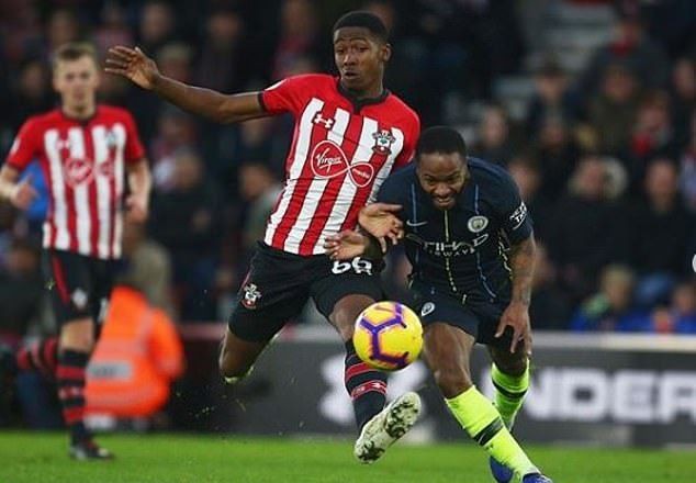 Manchester United fans react to reports Harry Maguire is already becoming a leader - Bóng Đá