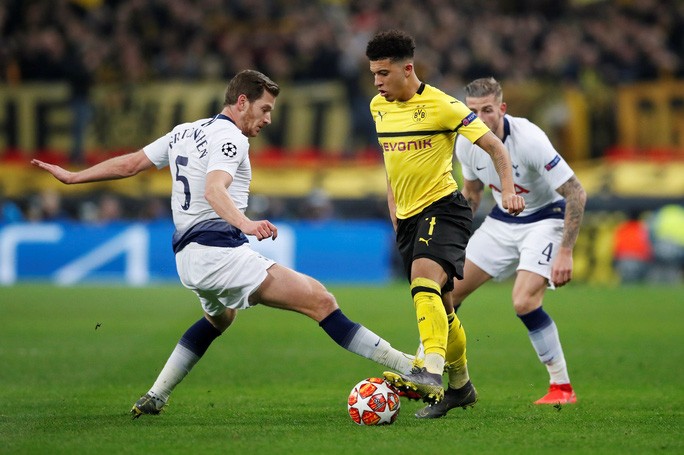 Jadon Sancho's likely shirt number at Man Utd as Dortmund star makes transfer decision - Bóng Đá