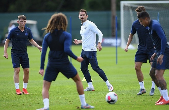 Ảnh tập Chelsea tại Ireland (Daily Mail) - Bóng Đá