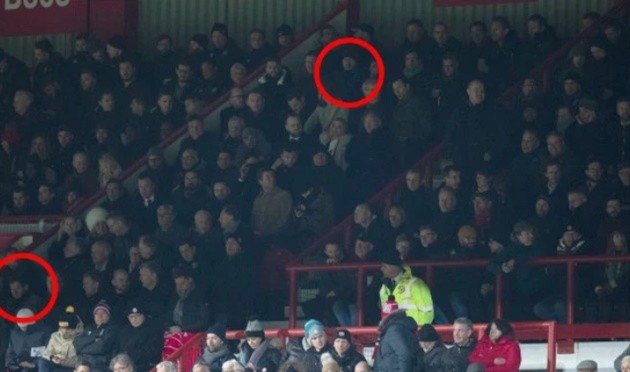 Mauricio Pochettino spotted with Ed Woodward’s new advisor Neil Ashton at Brentford vs Leeds amid Man Utd rumours - ngồi xa nhau - Bóng Đá