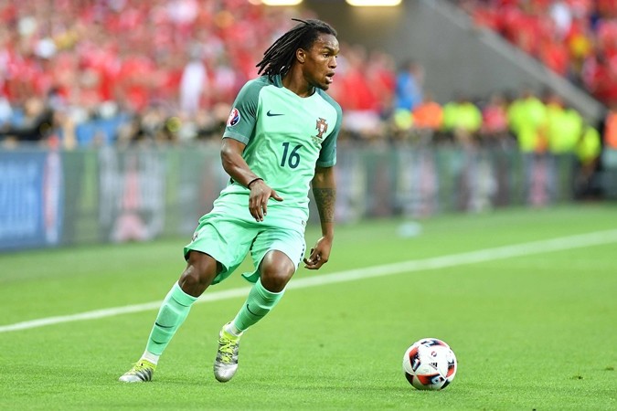 The Wilfried Zaha to Borussia Dortmund rumour simply does not add up - Bóng Đá