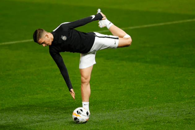 Filip Stevanovic: Serbia's €10m teen star set for Europe-wide bidding war - Bóng Đá